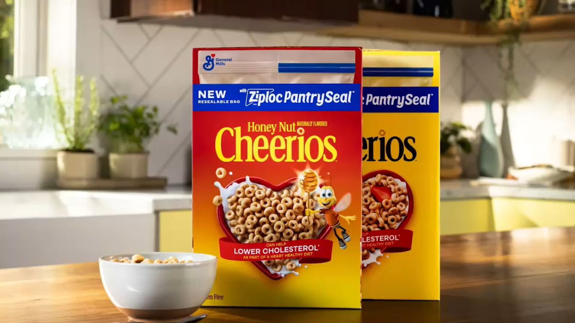 Cheerios teams up with Ziploc to add resealable bag to cereal boxes
       — Aurora Sports news