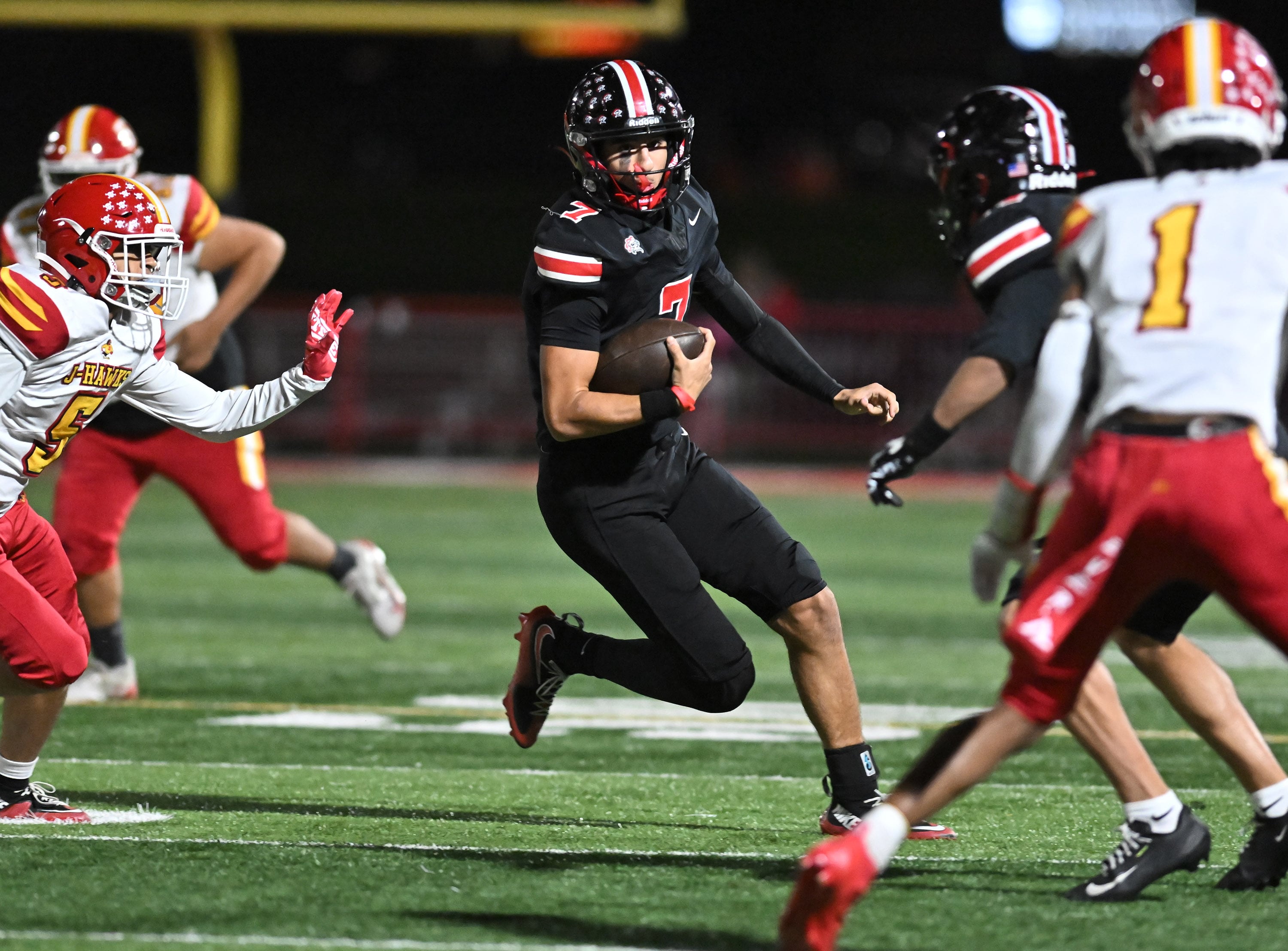 2026 IHSA playoffs: Steve Soucie’s Class 7A playoff analysis and picks — Shaw Local News Network